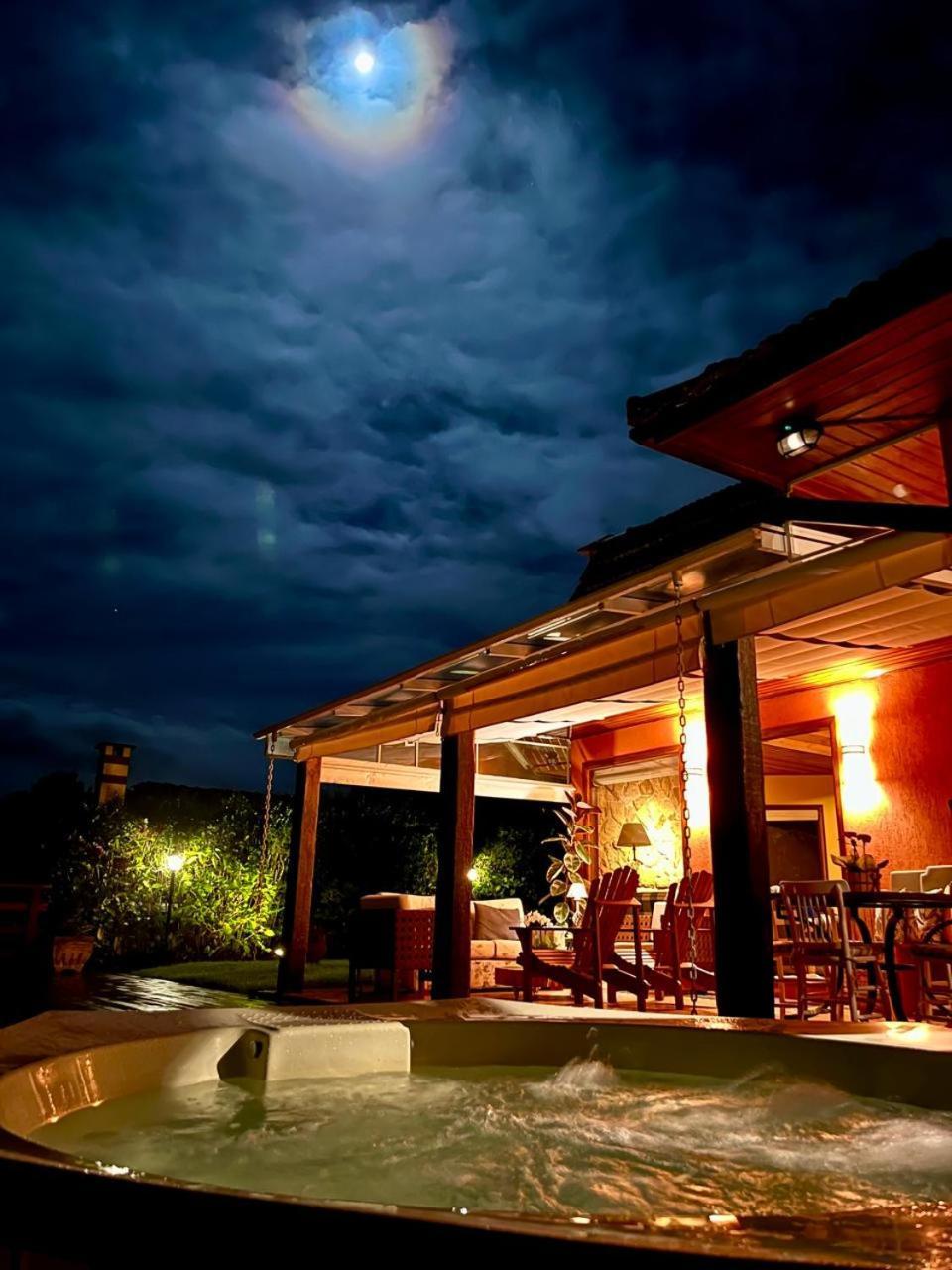 Casa Deliciosa Com Jacuzzi Em Em * Campos do Jordão